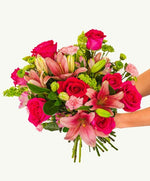 Load image into Gallery viewer, flower subscription | happy birthday flowers | flower box delivery | monthly flower subscription | fork and flowers | sympathy card messages | bulk flowers | babys breath | flower bouquets | flower delivery | types of flowers | forkandflowers.com | forkandflowers |
